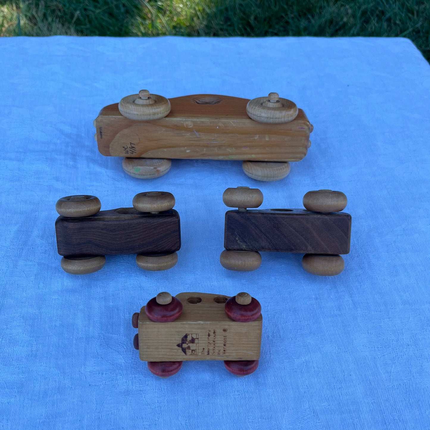 Set of 4 Wooden Cars