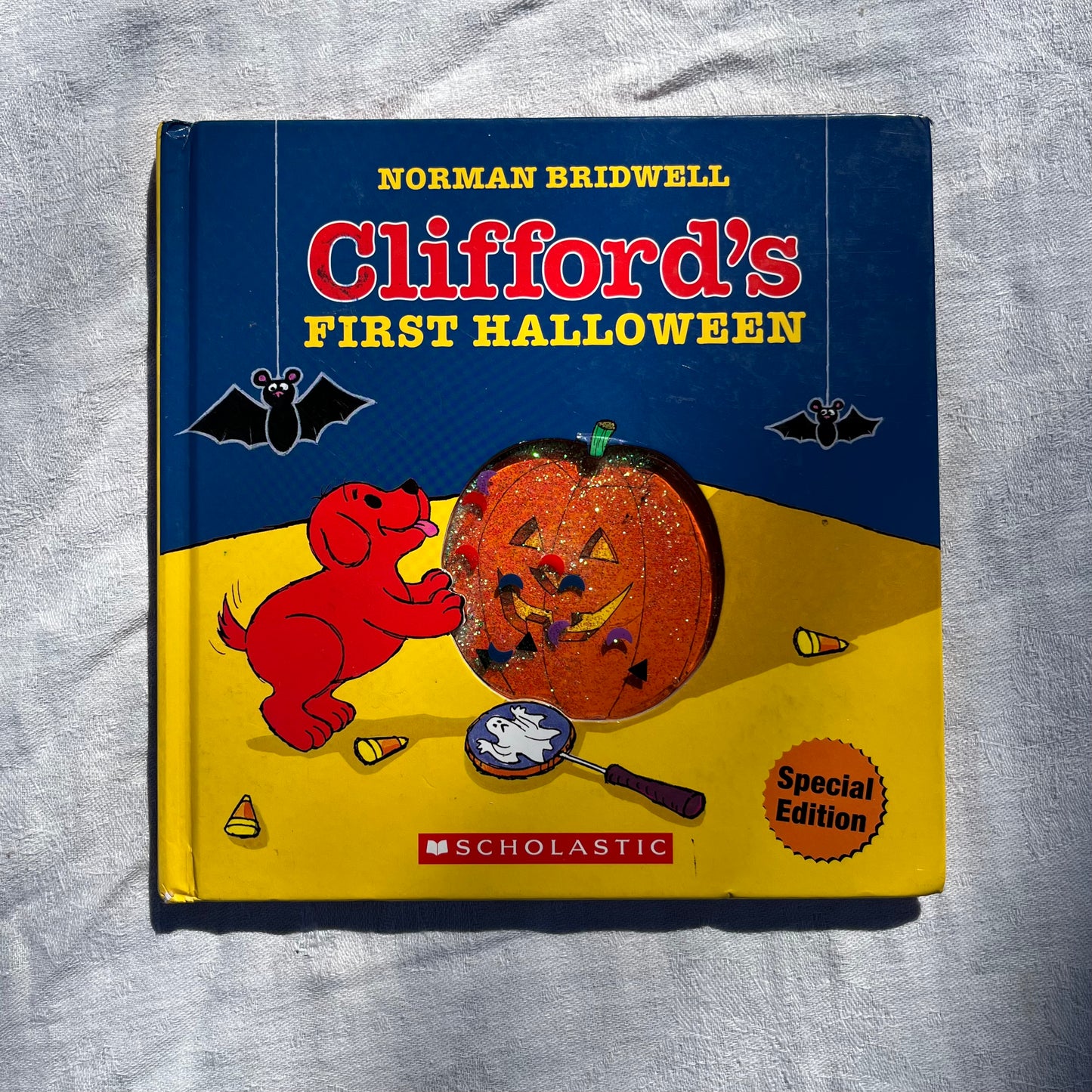 2006 Clifford's First Halloween